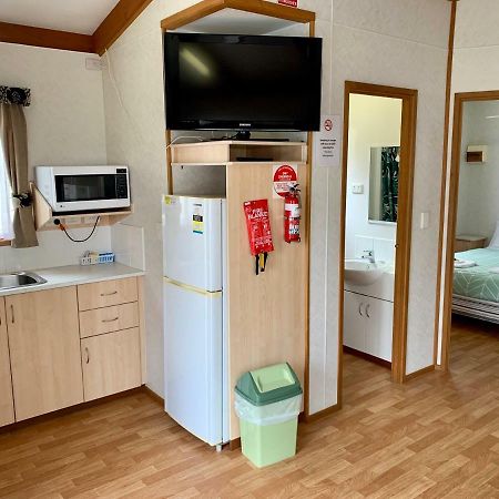 Tatura Cabin & Caravan Park 外观 照片